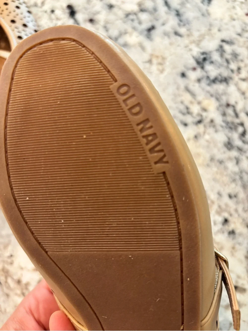 Kids old navy Mary Jane flats shoes size 4 tan